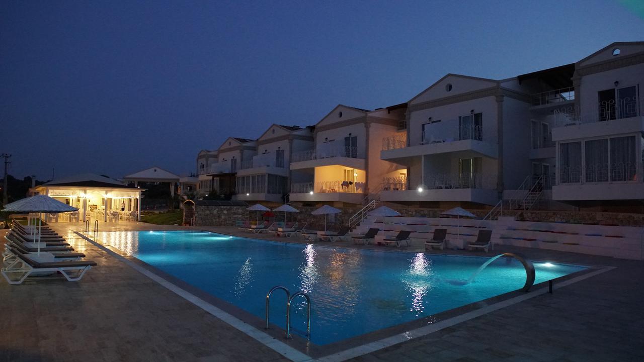 Aria Boutique Hotels Кешме Экстерьер фото