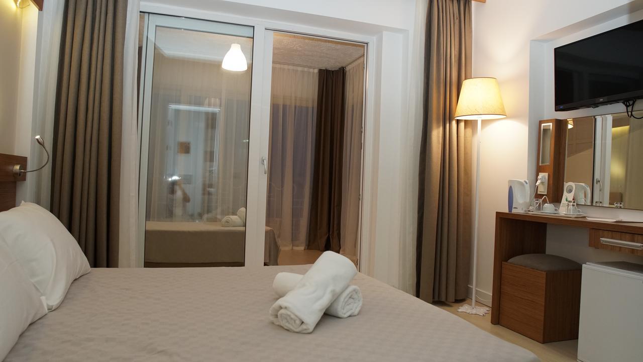 Aria Boutique Hotels Кешме Экстерьер фото