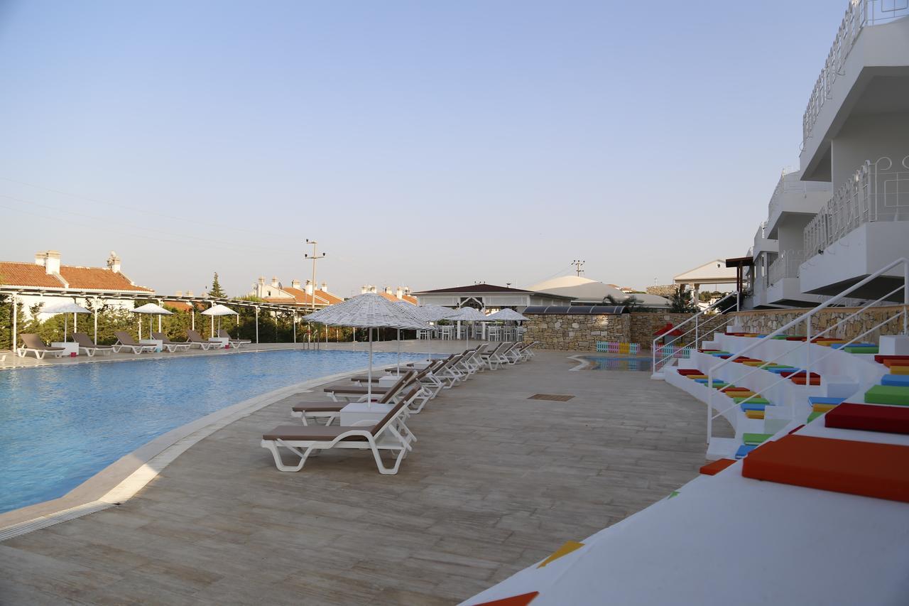 Aria Boutique Hotels Кешме Экстерьер фото