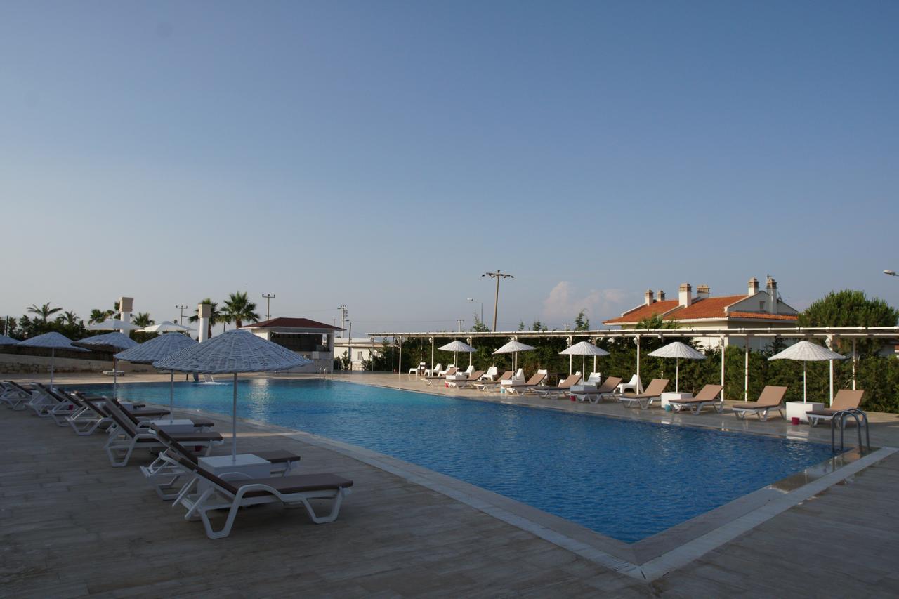Aria Boutique Hotels Кешме Экстерьер фото