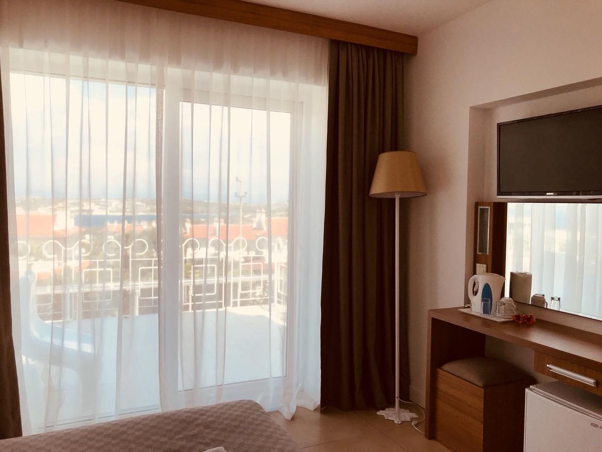 Aria Boutique Hotels Кешме Экстерьер фото